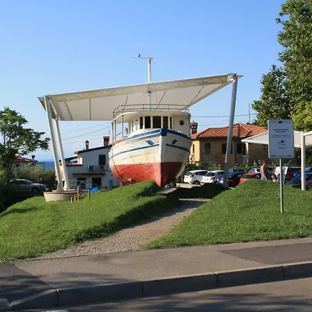 Sandi Apartamento