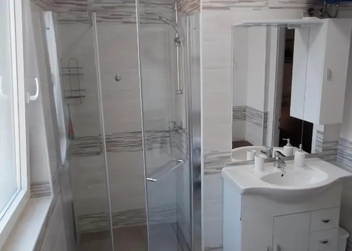 Apartment Sandi Izola